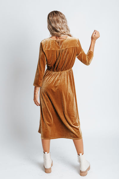 The Isla Velvet 3/4 Sleeve Wrap Dress in Gold – Piper \u0026 Scoot